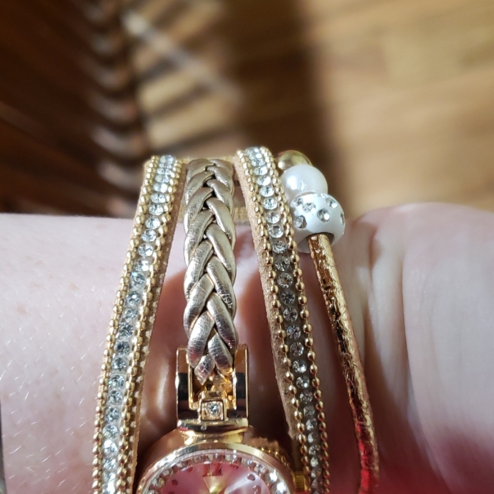 Beautiful Watch bracelet - Picture 5 of 8